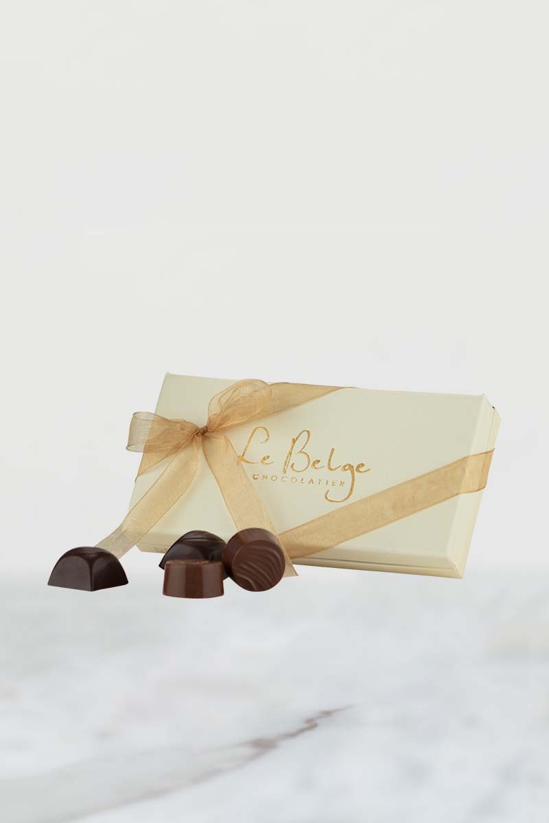 Le Belge 8-Piece Chocolate White Gift Box 1