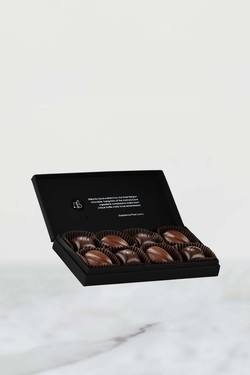 Le Belge 8-Piece Chocolate Black Gift Box