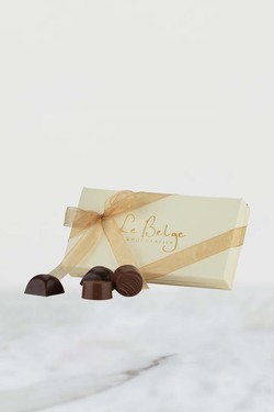 Le Belge 8-Piece Chocolate White Gift Box